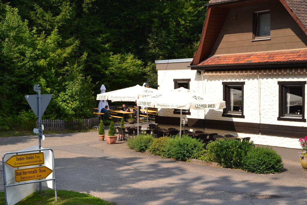 Nachtigall Hotel Gernsbach Exterior foto